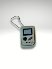 3D Printed Retro Console Clicker – Y2K-Inspired Fidget Keychain in 3 Colors