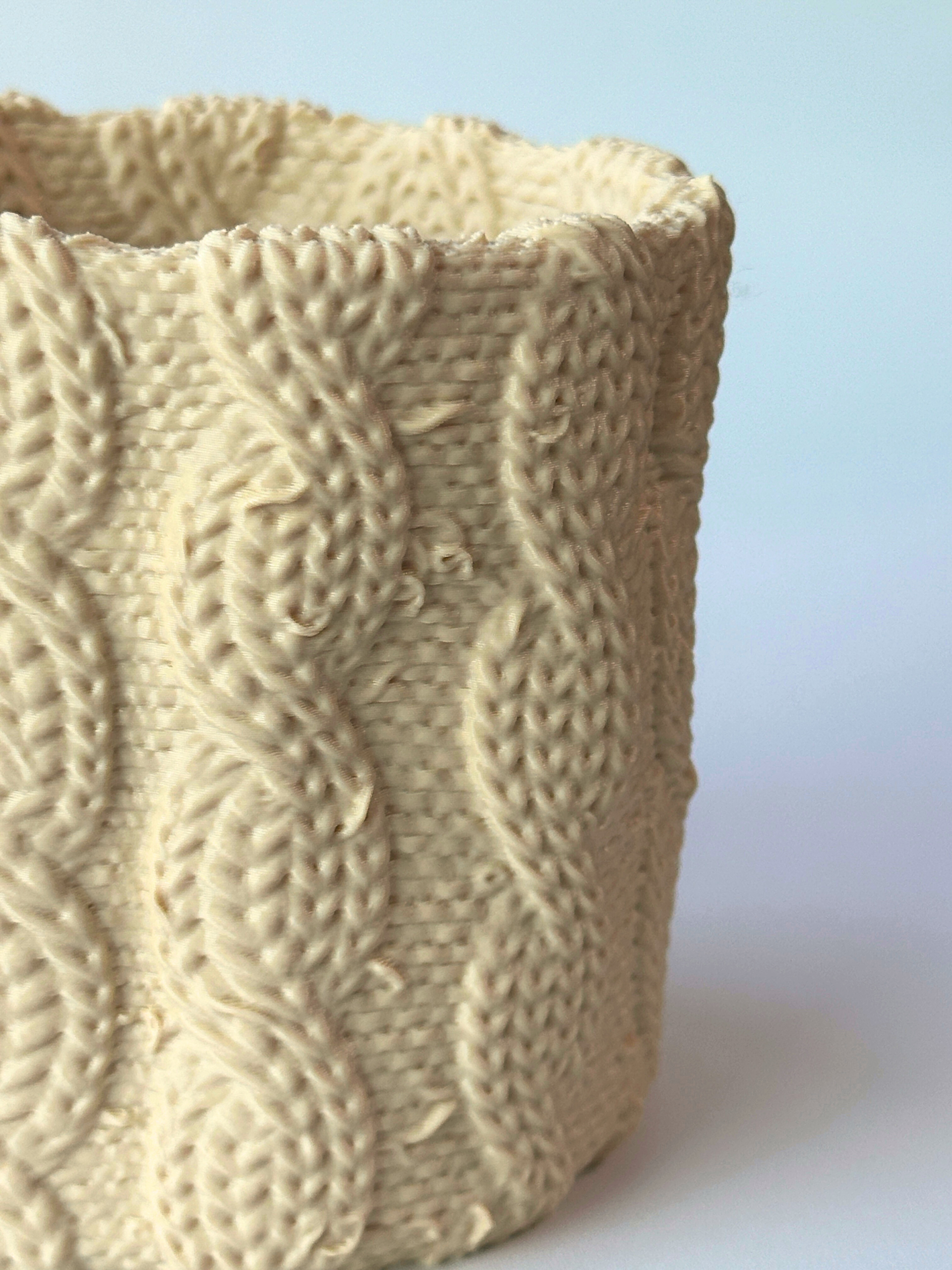 3D Printed Knitted Pen Holder – Cozy Desk Organizer – detail view | Dubai 3D Printing