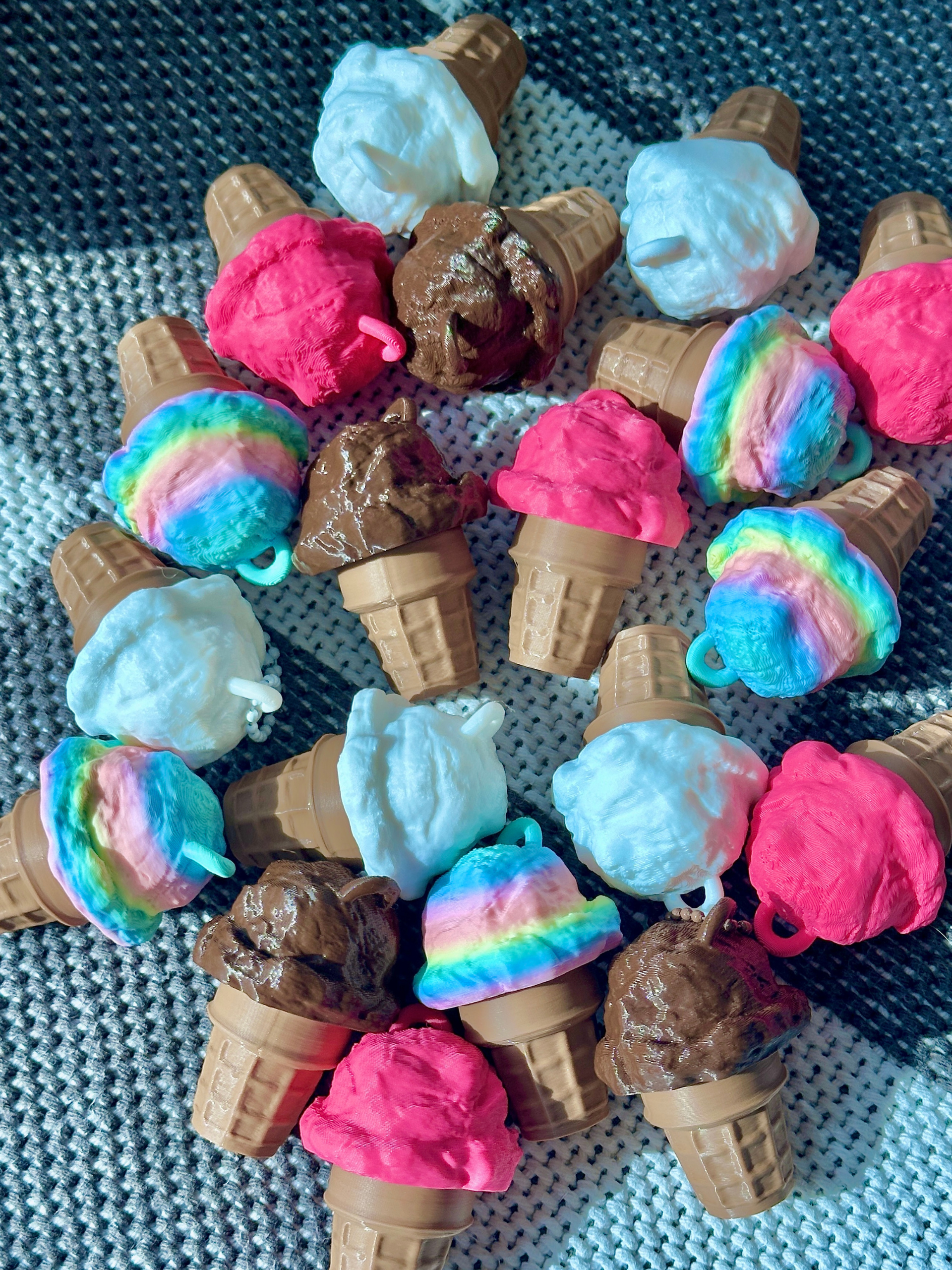 3D Printed Ice Cream Cone Fidget Toy Keychain