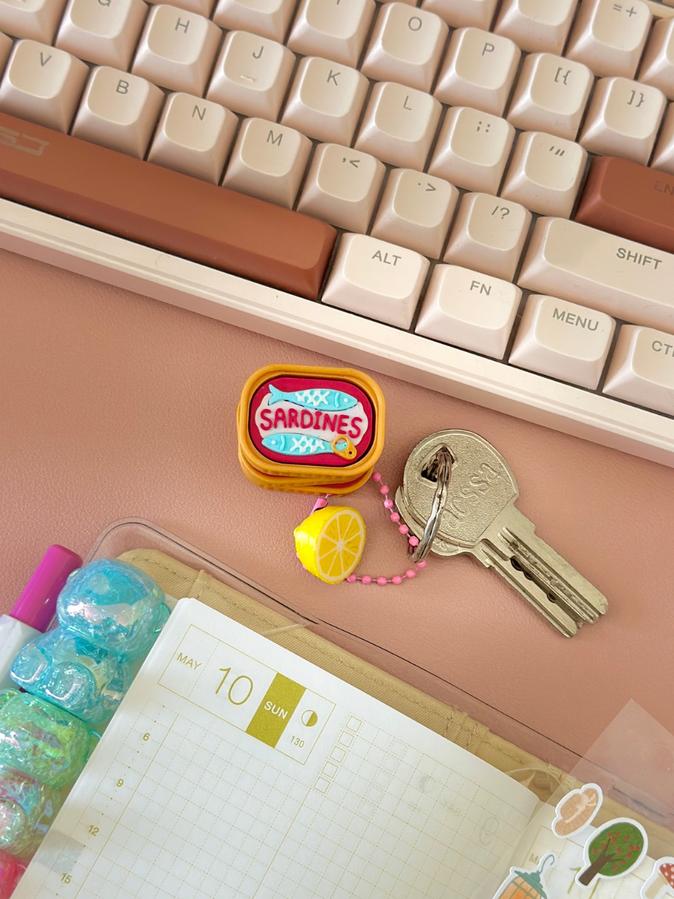 Sardine Tin Clicky Pal | Mechanical Keyboard Switch Keychain – angle view | Dubai 3D Printing